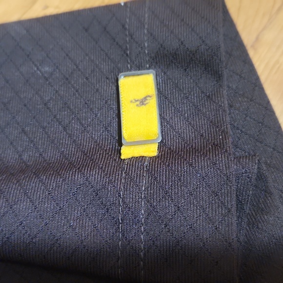 University of Wyoming Cowboys 🤠 Nike Dri-Fit Large Polo Shirt EUC - Picture 4 of 6